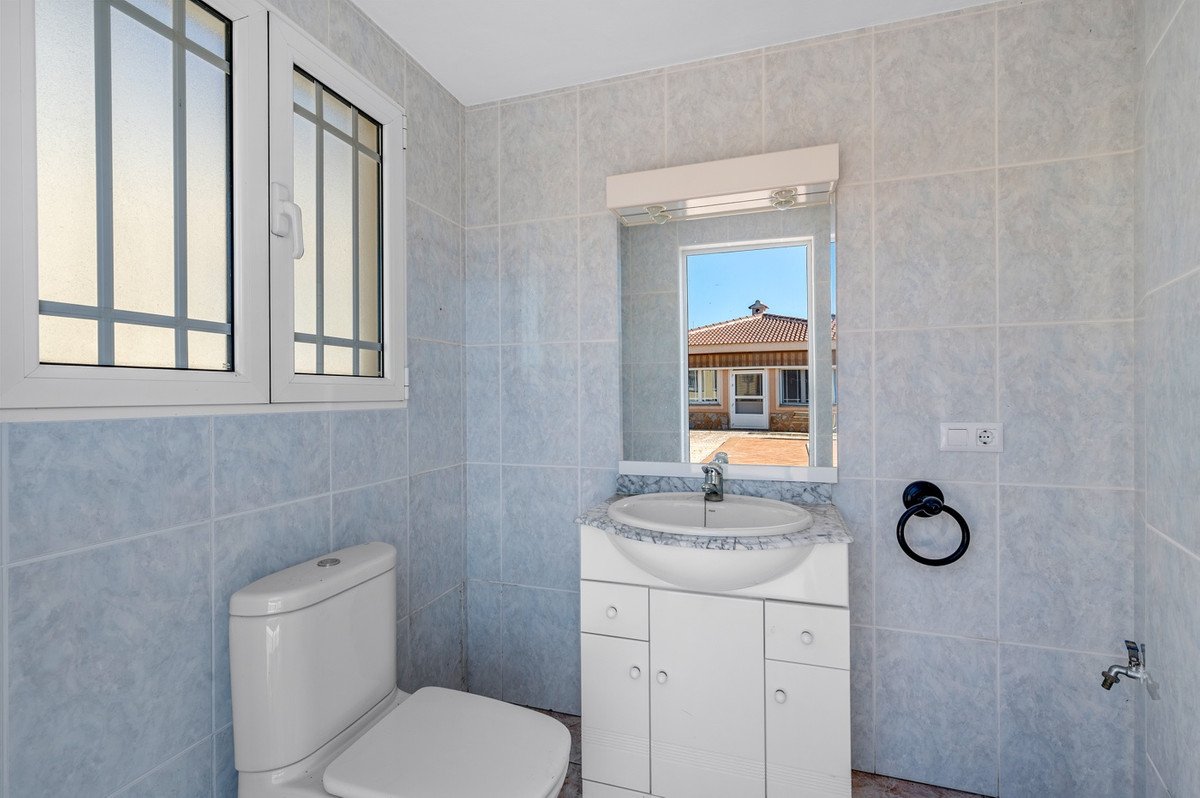 7 Bed Townhouse in Ciudad Quesada