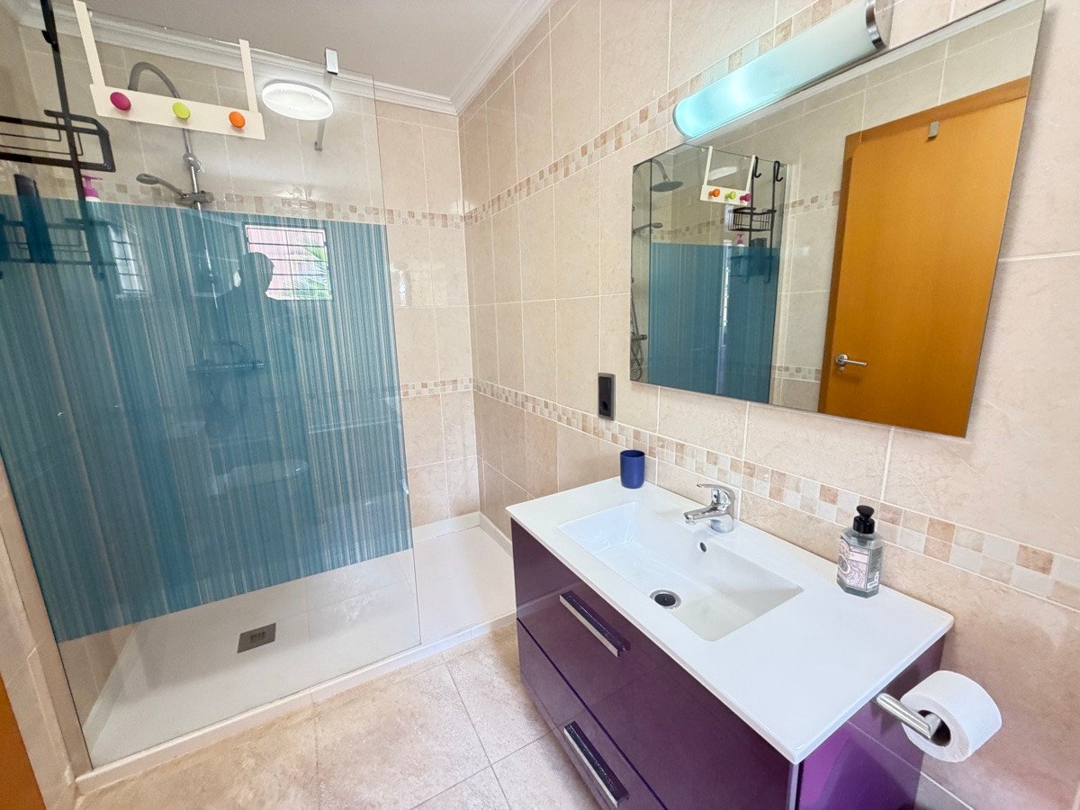 4 Bed Detached Villa in Cabo Roig