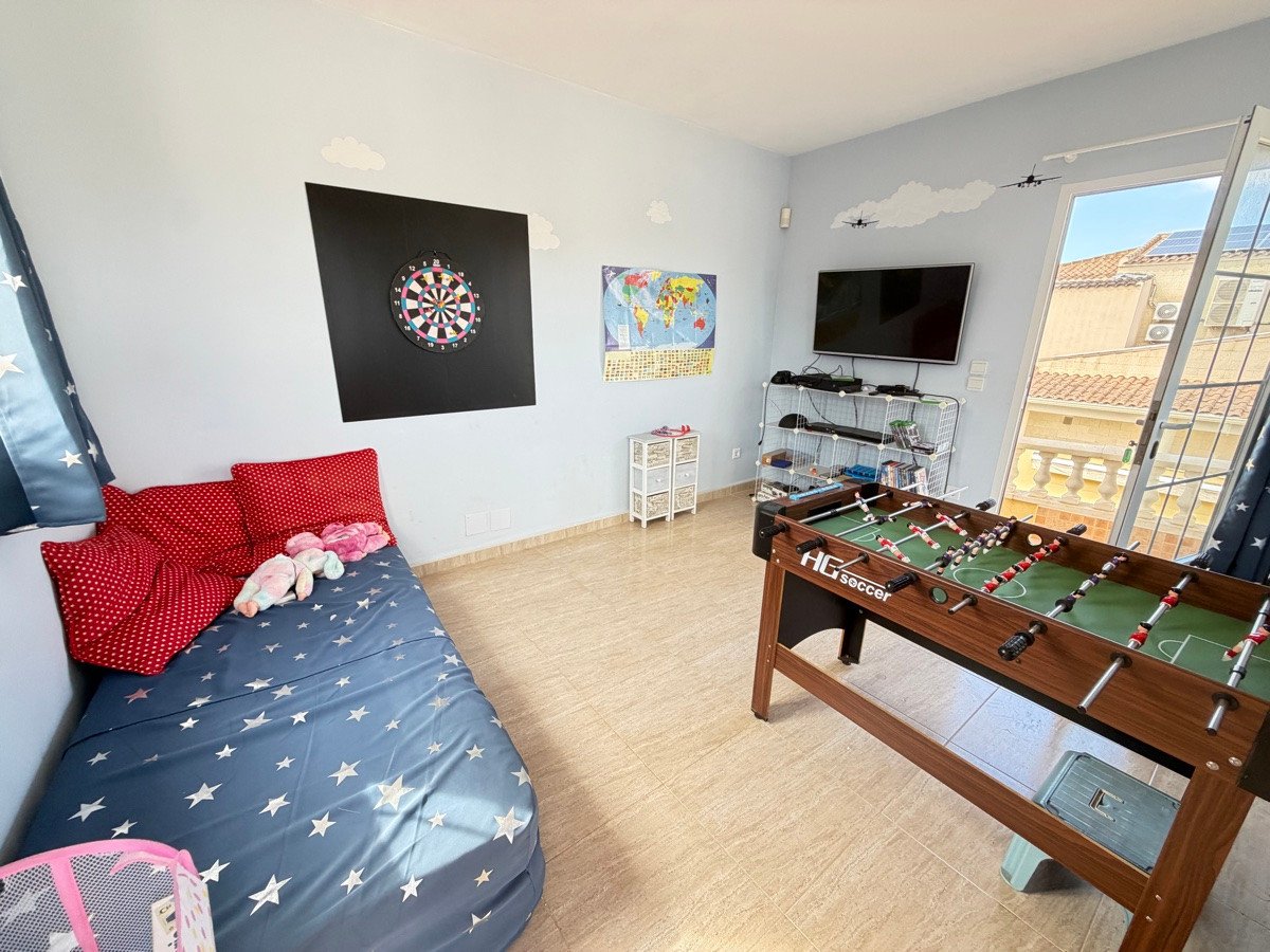 4 Bed Detached Villa in Cabo Roig