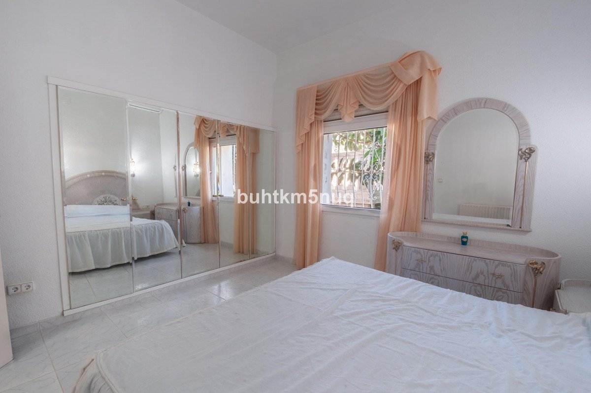 4 Bed Detached Villa in Calpe