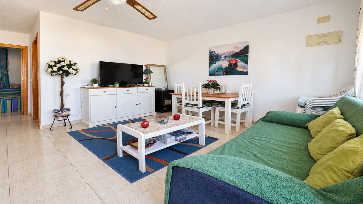 2 Bed Top Floor Apartment in San Miguel de Salinas