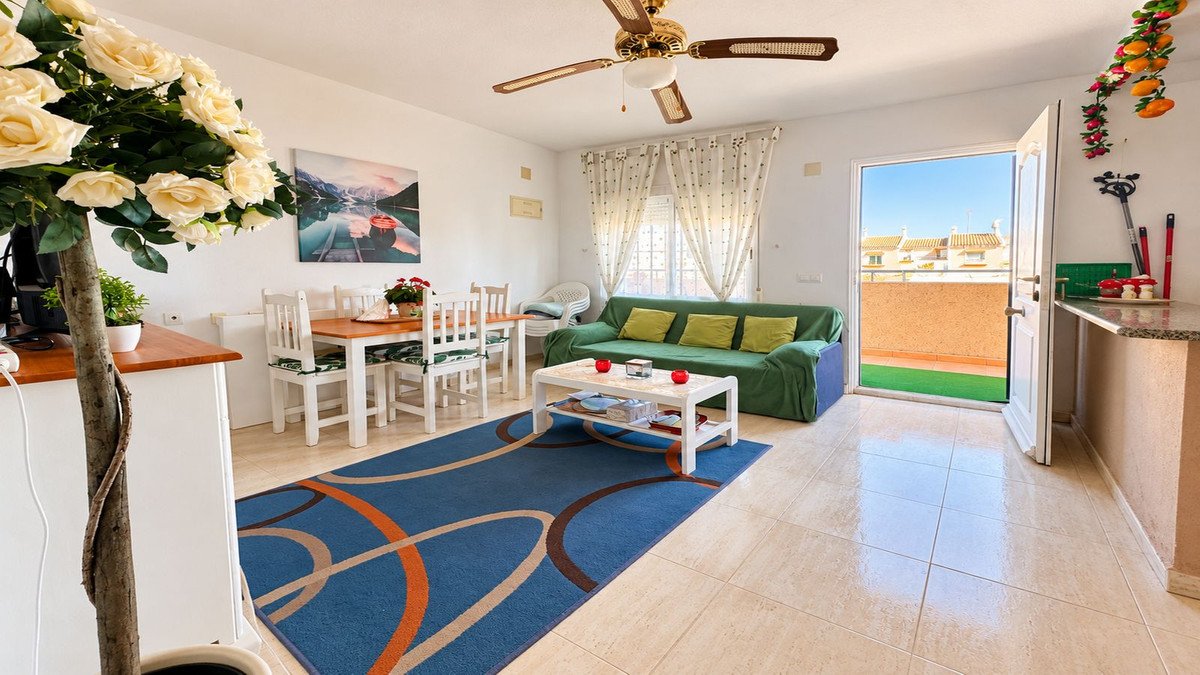 2 Bed Top Floor Apartment in San Miguel de Salinas