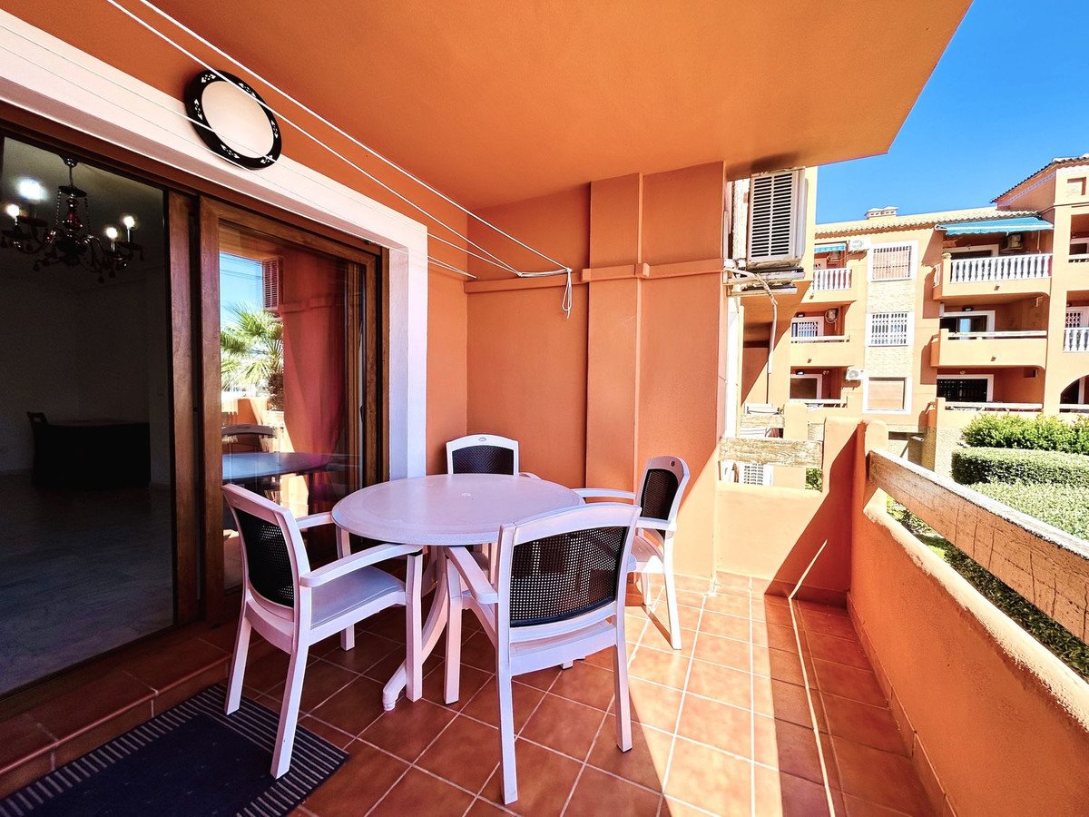 2 Bed Ground Floor Apartment in Orihuela Costa