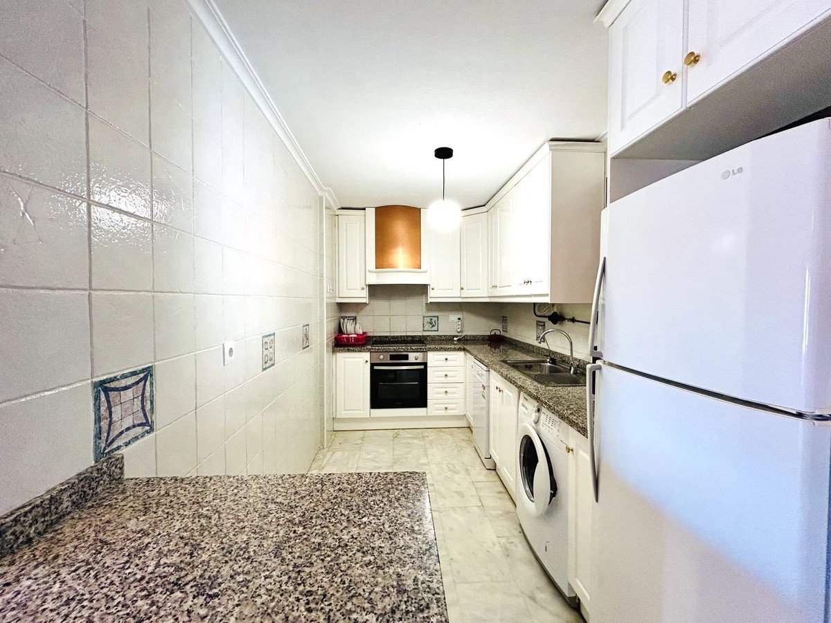 2 Bed Ground Floor Apartment in Orihuela Costa