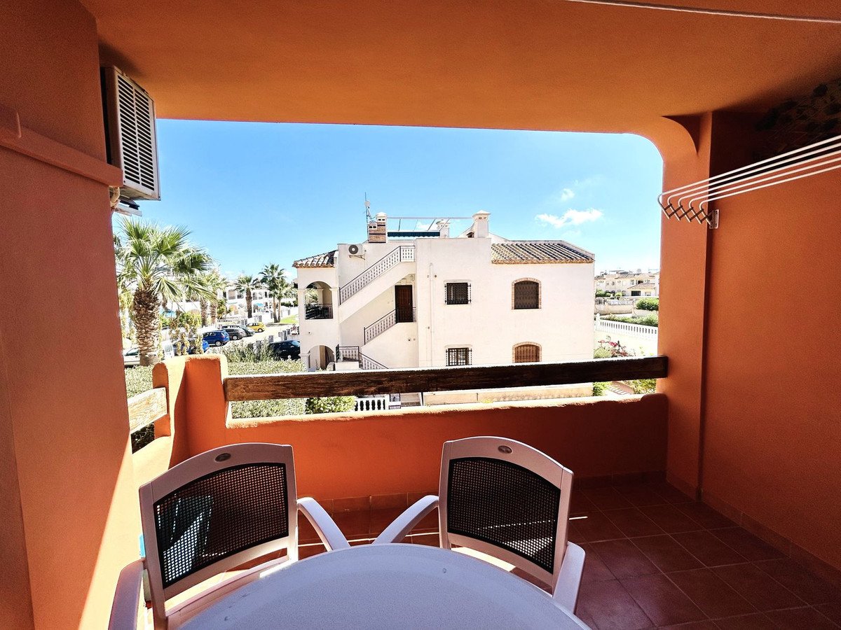 2 Bed Ground Floor Apartment in Orihuela Costa