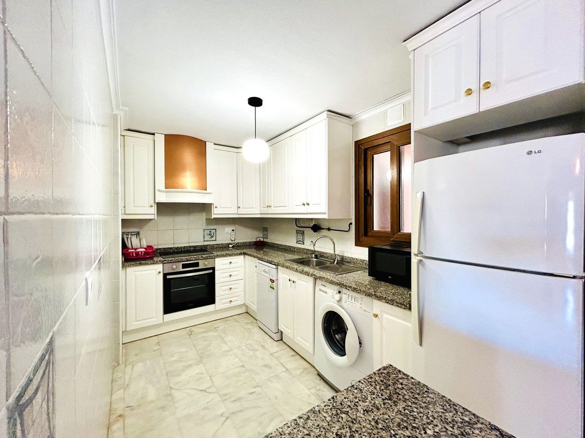 2 Bed Ground Floor Apartment in Orihuela Costa