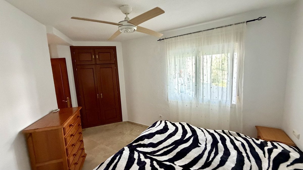 2 Bed Middle Floor Apartment in Mijas