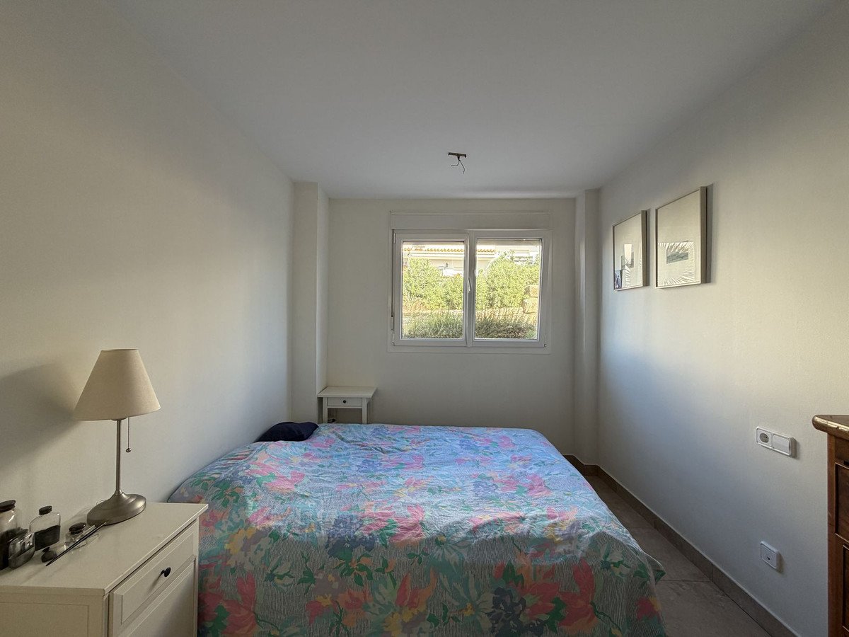 3 Bed Middle Floor Apartment in Manilva