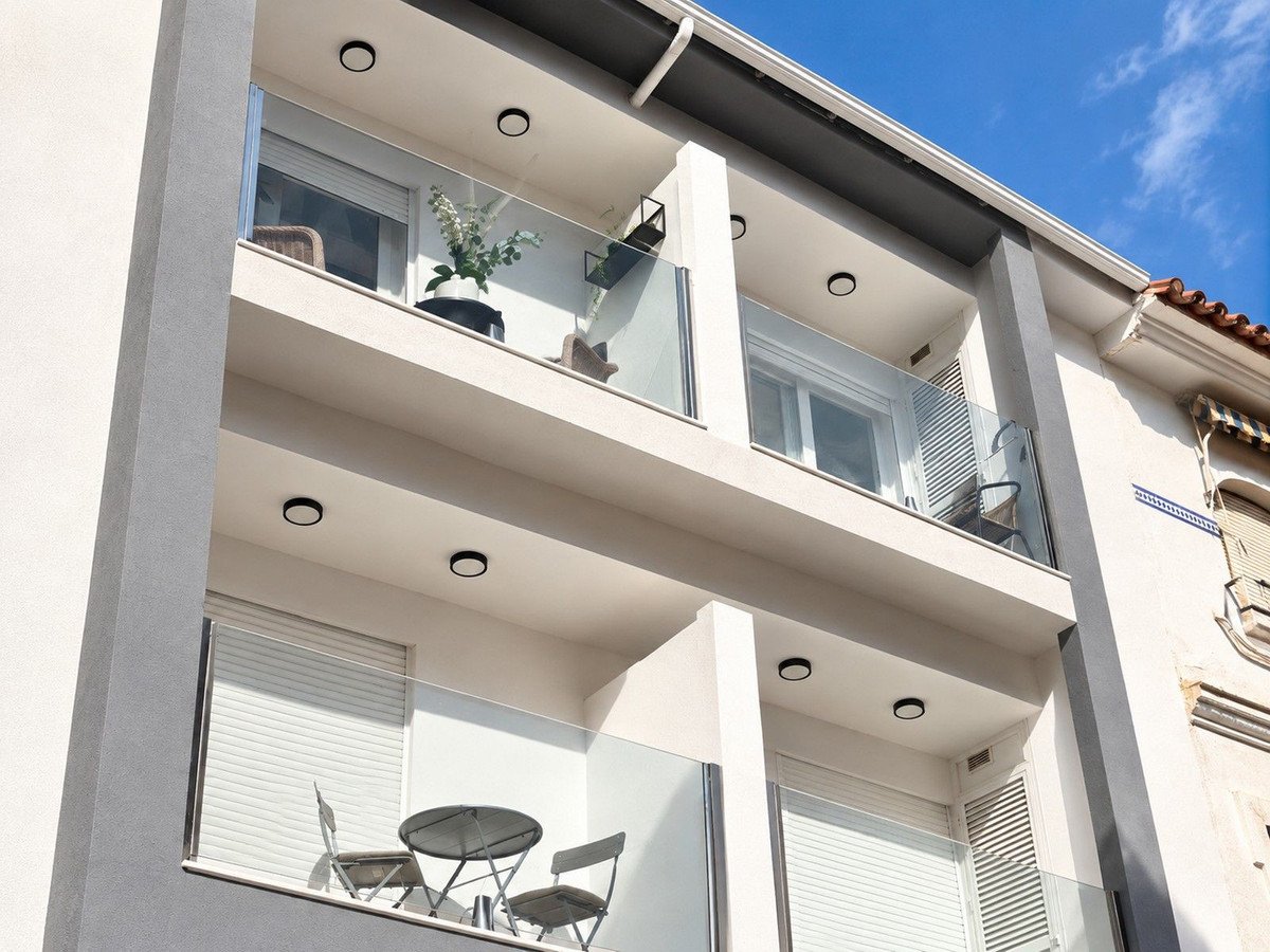 1 Bed Middle Floor Apartment in Fuengirola