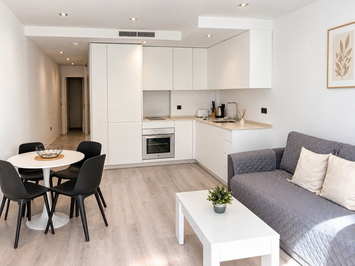 1 Bed Middle Floor Apartment in Fuengirola