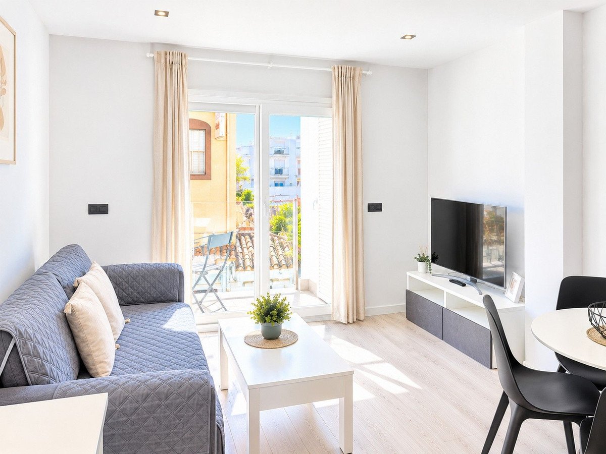1 Bed Middle Floor Apartment in Fuengirola