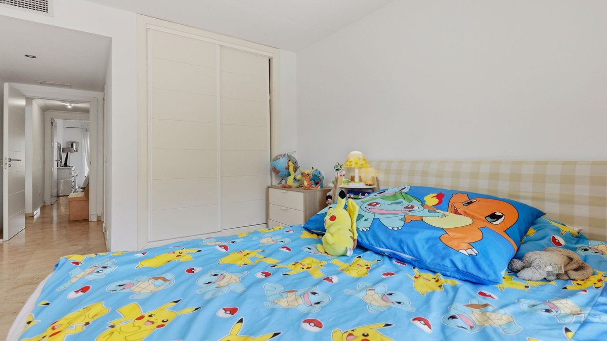 2 Bed Ground Floor Apartment in La Duquesa
