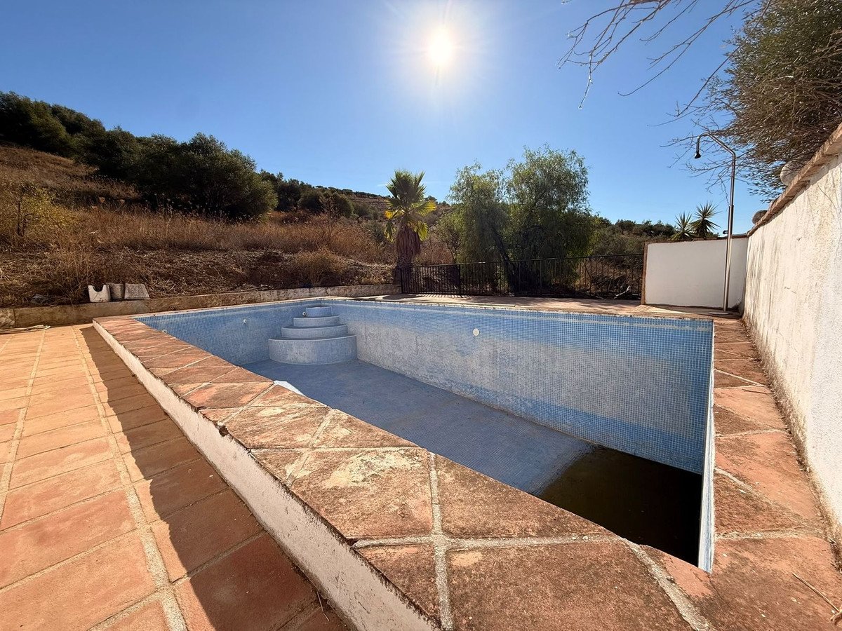 3 Bed Finca - Cortijo in Tolox