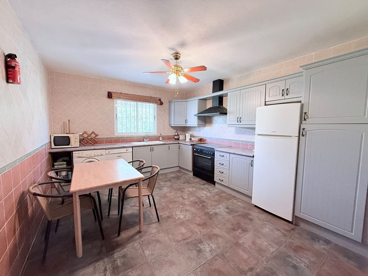 3 Bed Finca - Cortijo in Tolox