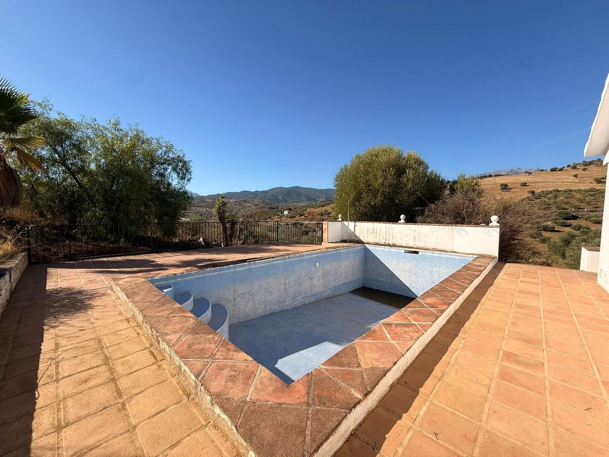 3 Bed Finca - Cortijo in Tolox