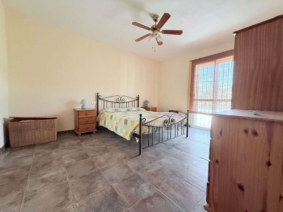 3 Bed Finca - Cortijo in Tolox
