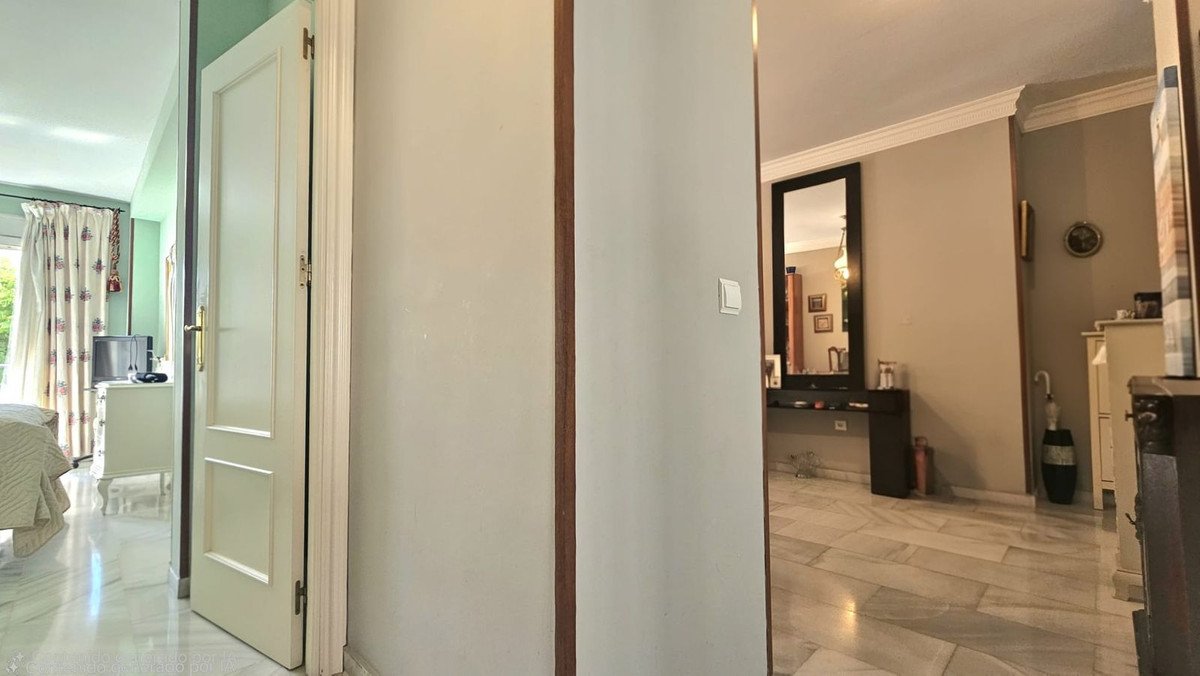 2 Bed Middle Floor Apartment in Fuengirola