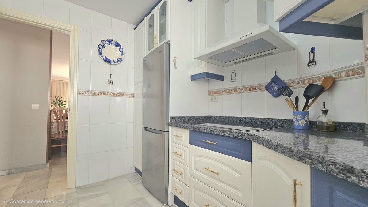2 Bed Middle Floor Apartment in Fuengirola