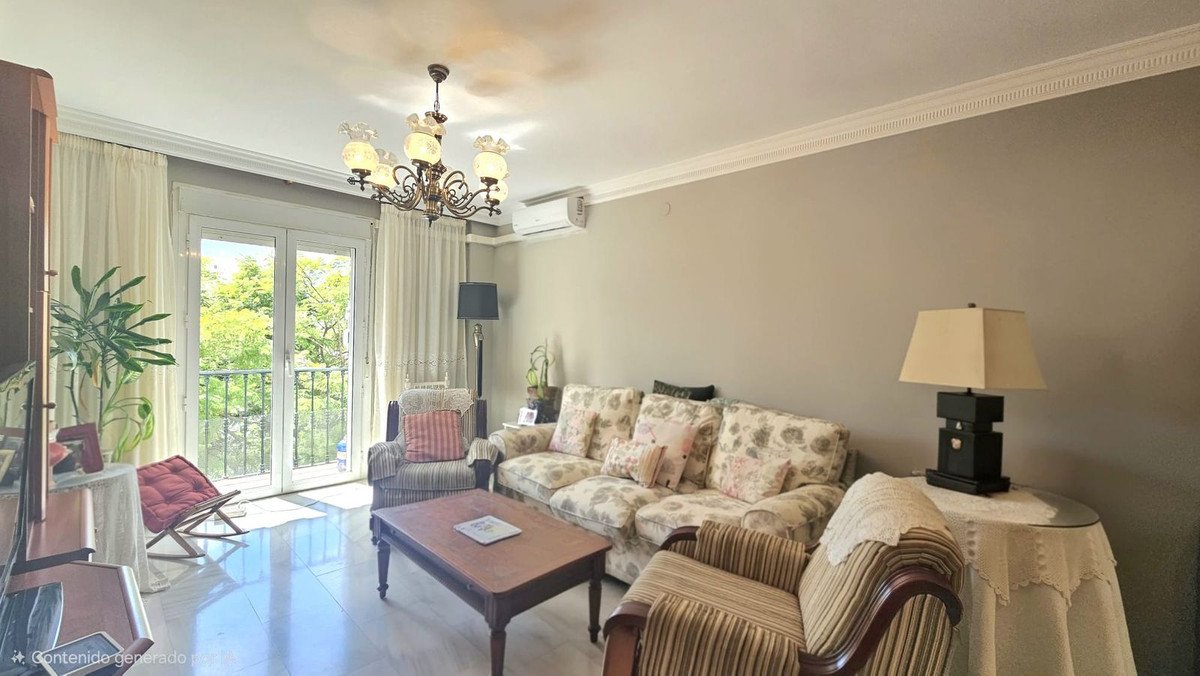 2 Bed Middle Floor Apartment in Fuengirola