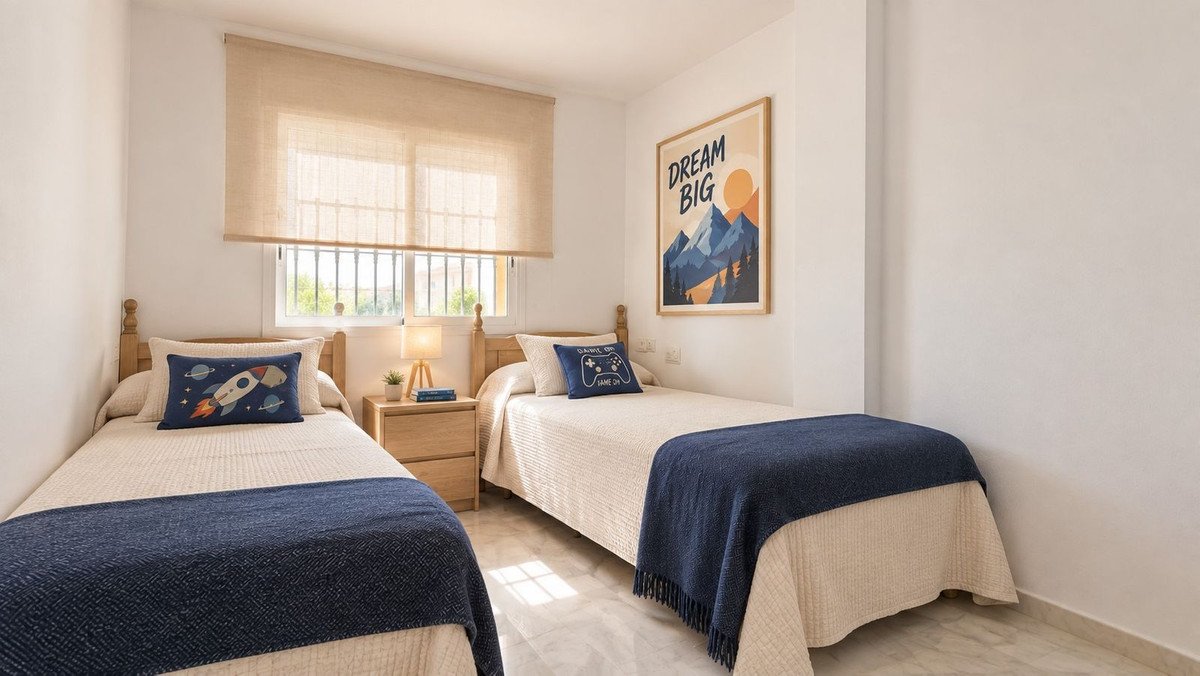 2 Bed Middle Floor Apartment in Fuengirola