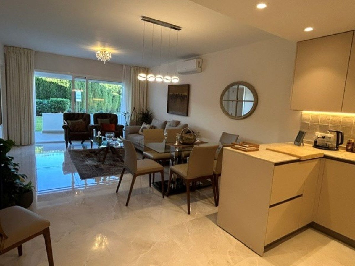 2 Bed Ground Floor Apartment in Atalaya