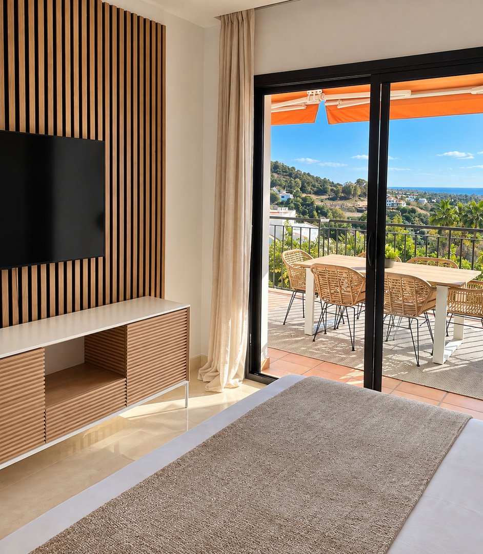 2 Bed Middle Floor Apartment in La Quinta