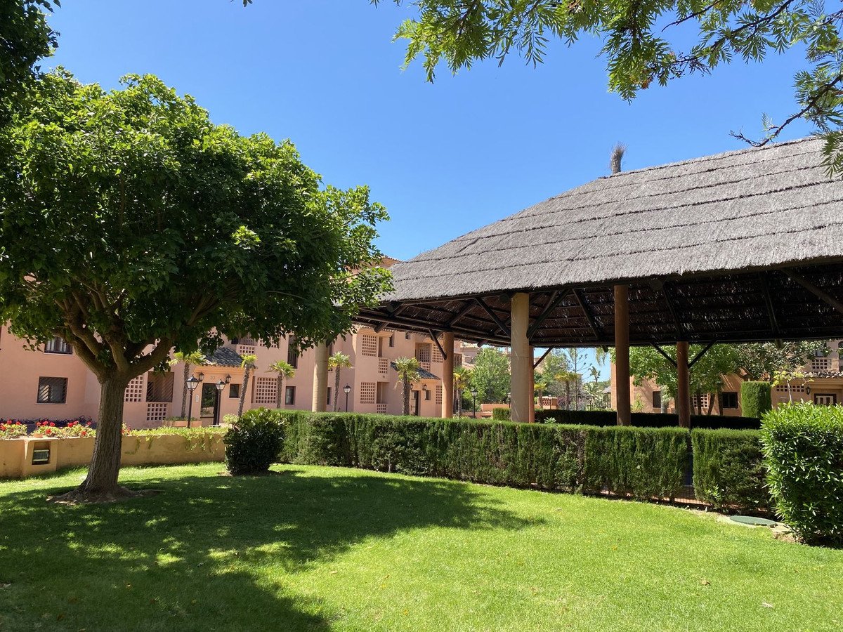 2 Bed Middle Floor Apartment in Hacienda del Sol
