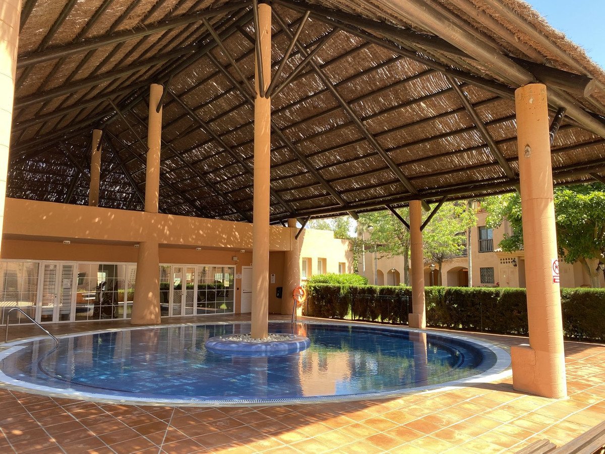 2 Bed Middle Floor Apartment in Hacienda del Sol