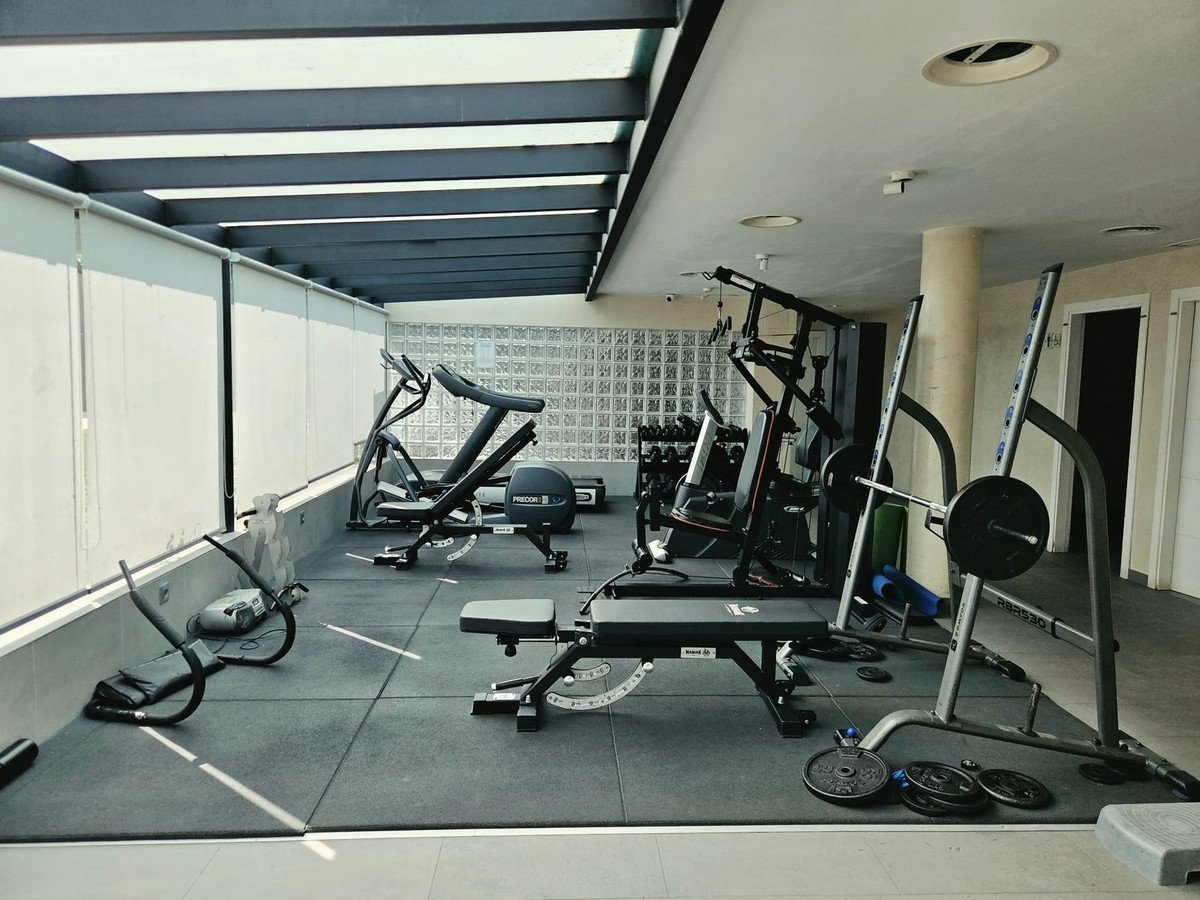 2 Bed Middle Floor Apartment in Torremolinos