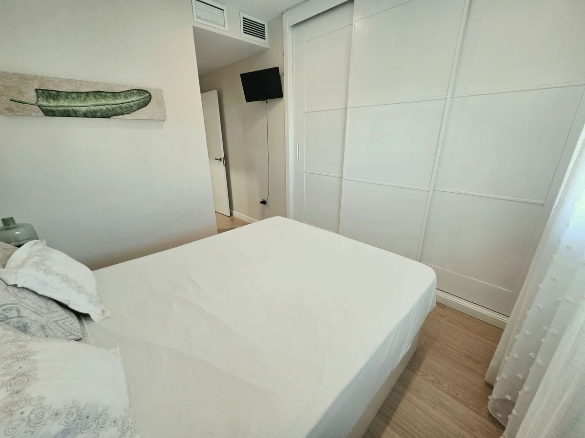 2 Bed Middle Floor Apartment in Torremolinos