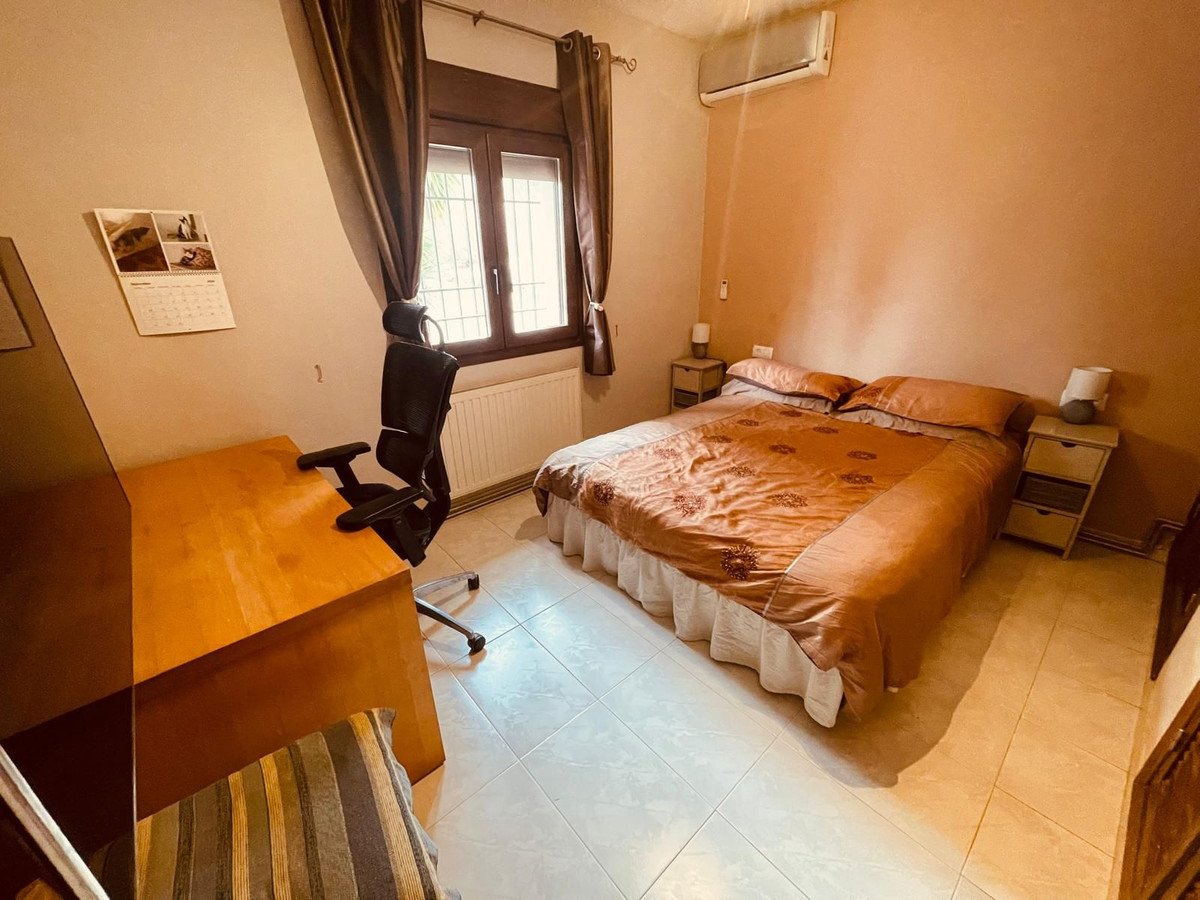 4 Bed Finca - Cortijo in Almogía