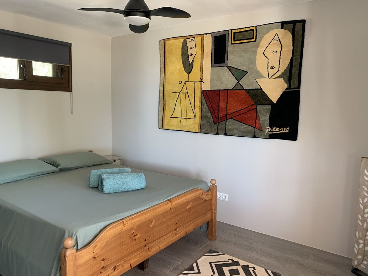 4 Bed Finca - Cortijo in Almogía