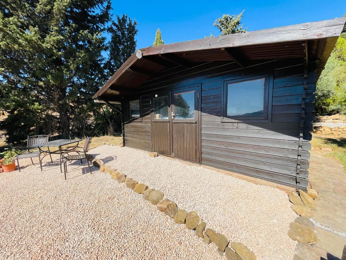 4 Bed Finca - Cortijo in Almogía