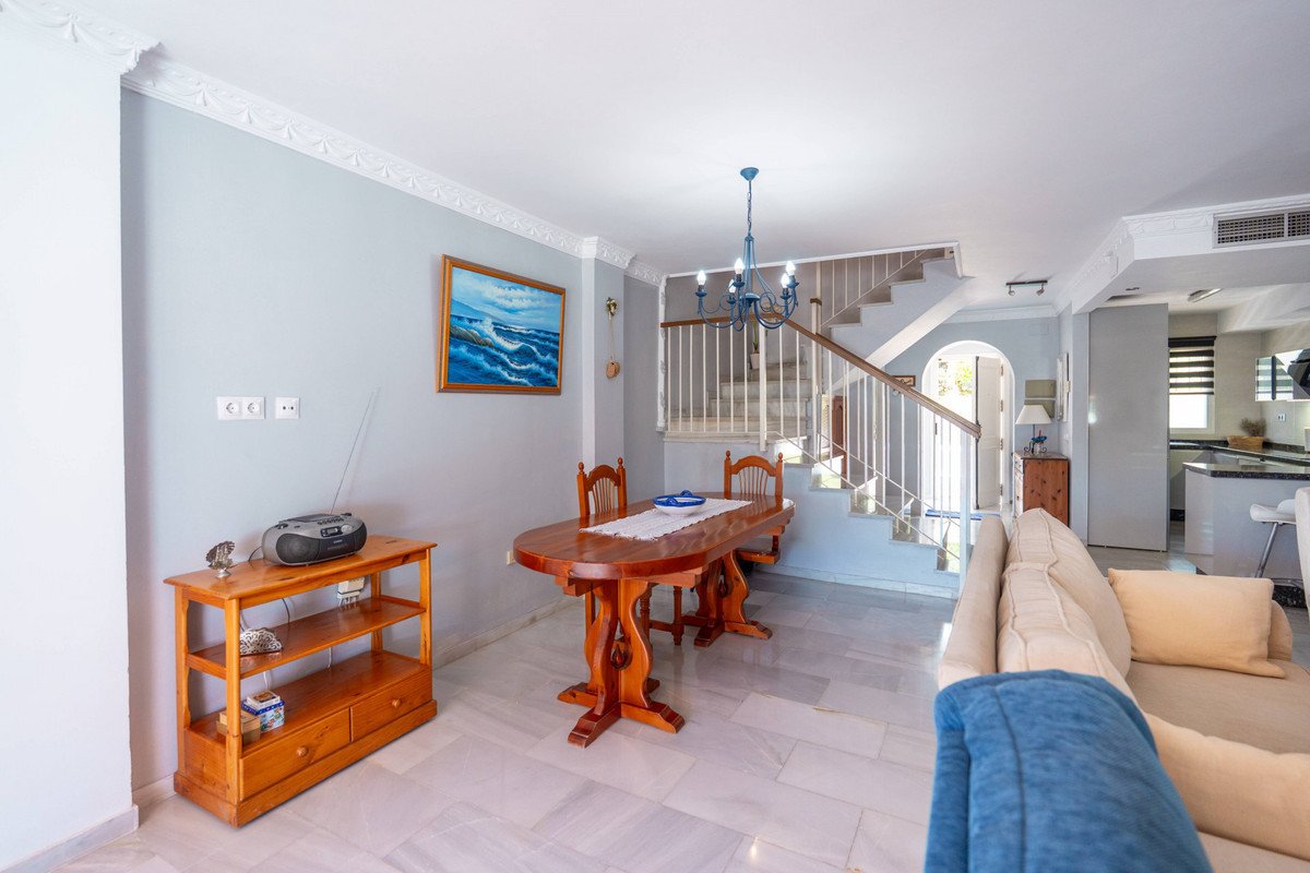3 Bed Townhouse in Nueva Andalucía