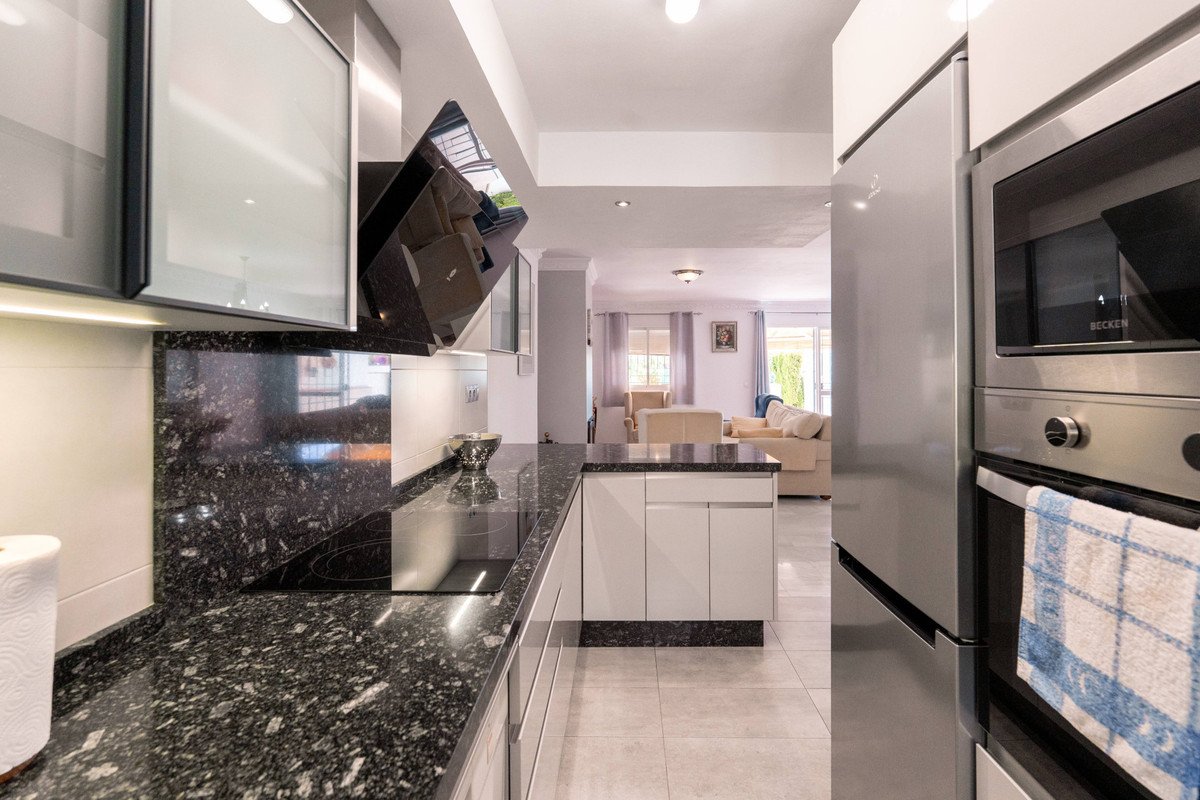 3 Bed Townhouse in Nueva Andalucía