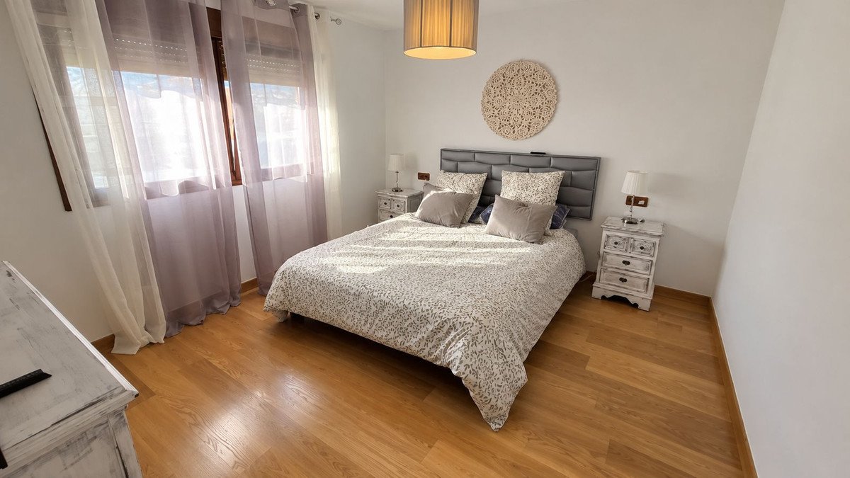 6 Bed Detached Villa in Alhaurín de la Torre