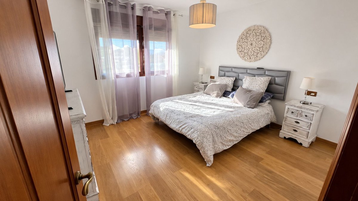 6 Bed Detached Villa in Alhaurín de la Torre