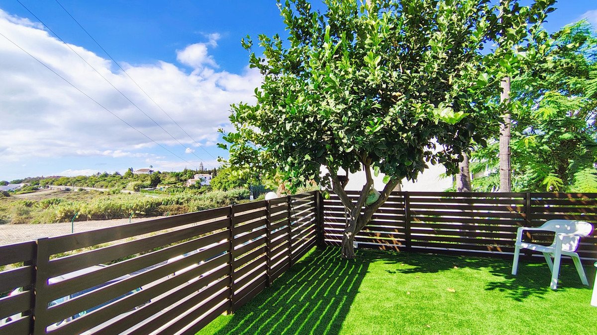 3 Bed Semi-Detached House in El Padron