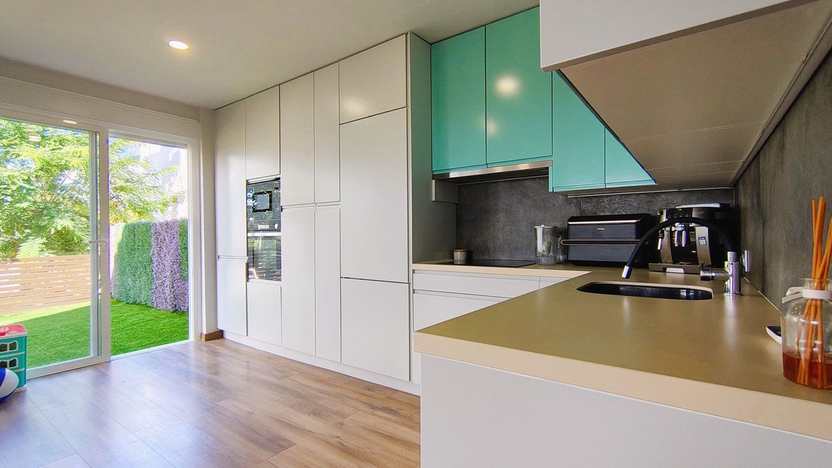 3 Bed Semi-Detached House in El Padron