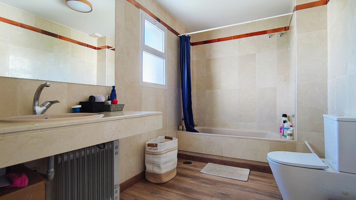 3 Bed Semi-Detached House in El Padron