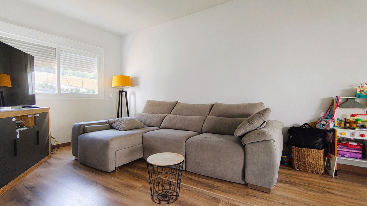 3 Bed Semi-Detached House in El Padron