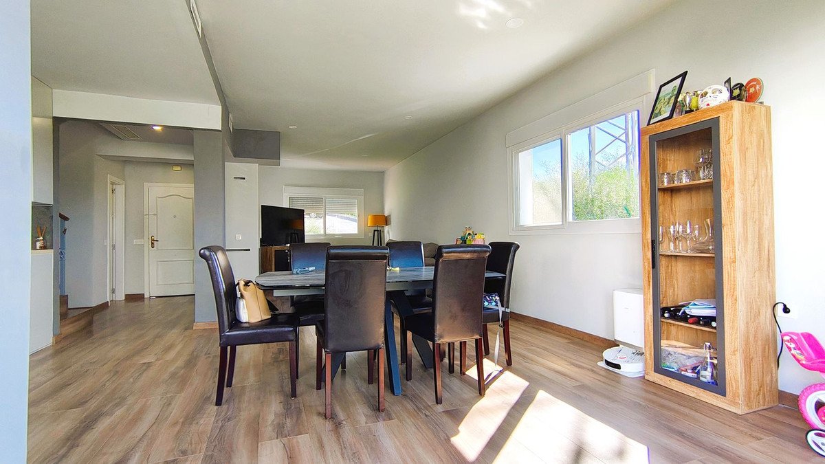 3 Bed Semi-Detached House in El Padron