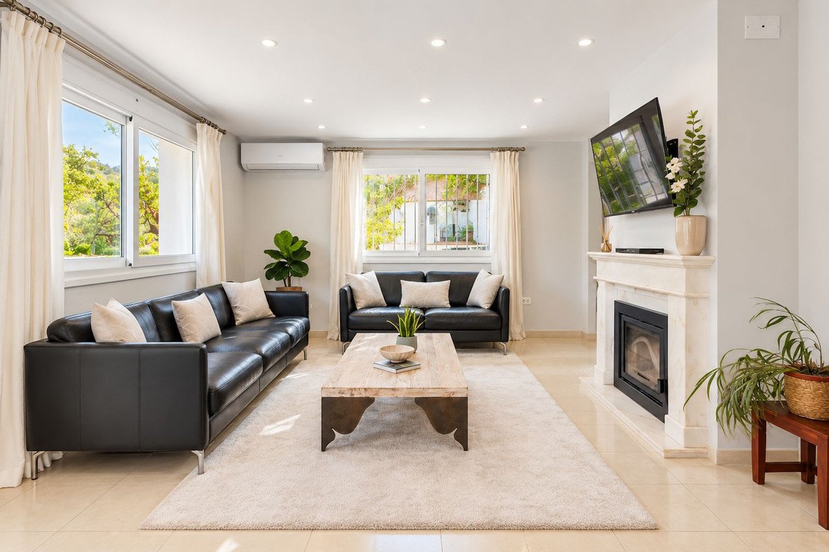 3 Bed Detached Villa in El Rosario