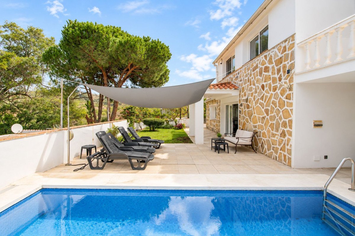3 Bed Detached Villa in El Rosario