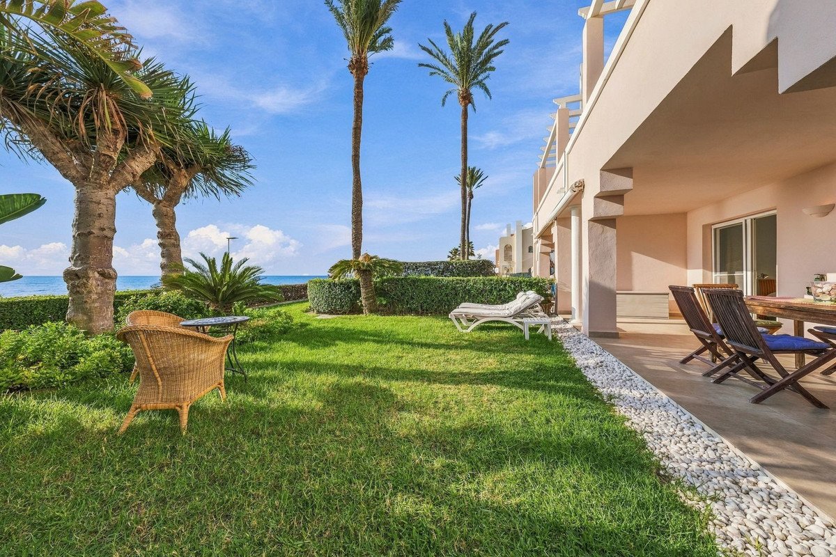 3 Bed Ground Floor Apartment in Estepona