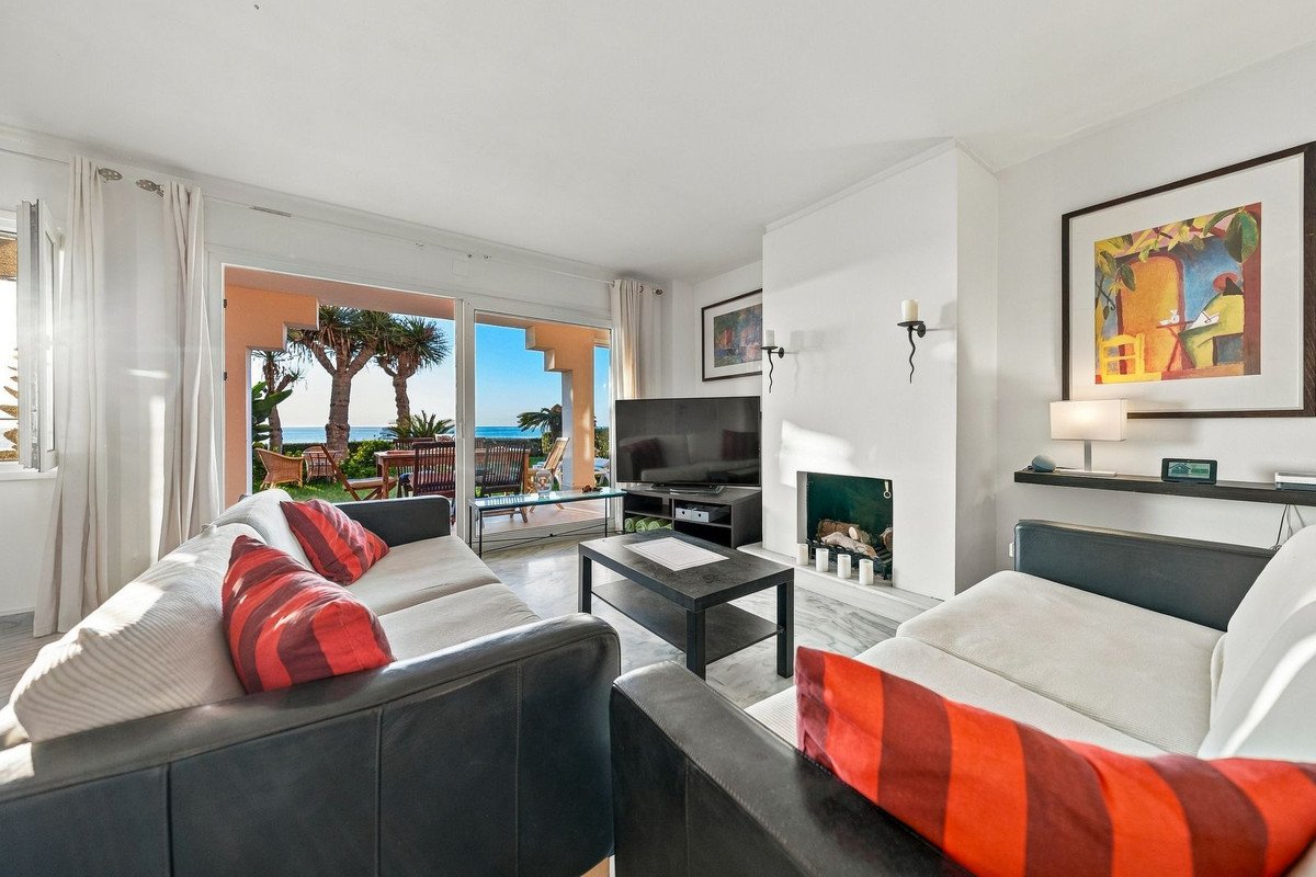 3 Bed Ground Floor Apartment in Estepona