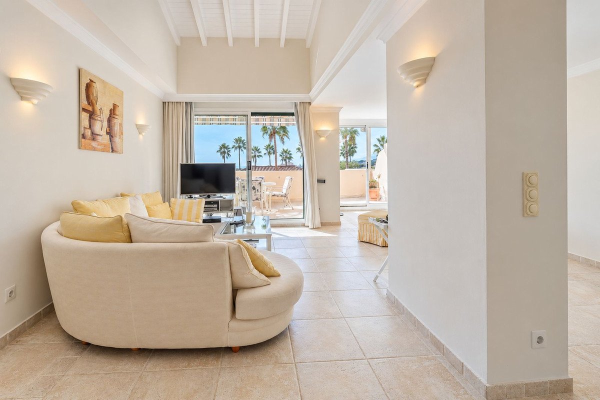 3 Bed Penthouse Duplex in Elviria