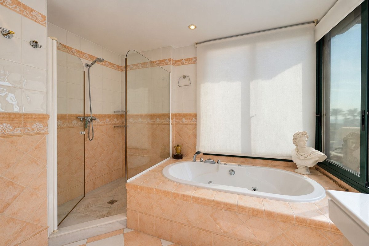 3 Bed Penthouse Duplex in Elviria