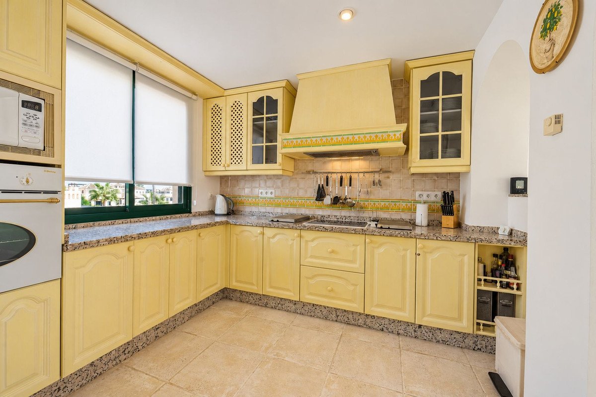 3 Bed Penthouse Duplex in Elviria