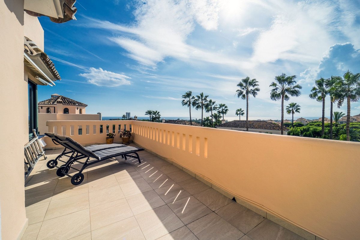 3 Bed Penthouse Duplex in Elviria